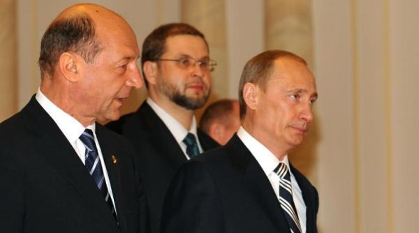 basescu summit asia europa traian basescu discu ii cu vladimir putin
