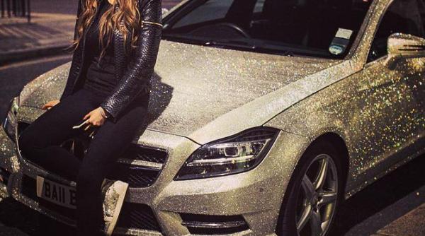 mercedes ul ornat cu 1 milion de cristale swarovski vandut vezi pre ul