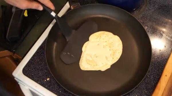 membri the beatles transforma i in clatite video