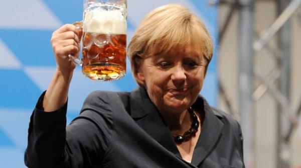 solu ie de avarie merkel implicata in campania preziden iala din romania