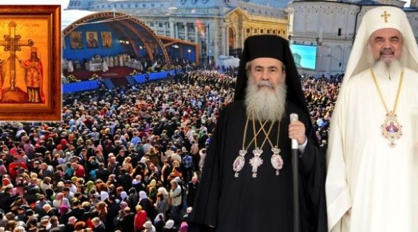 traian basesu l a decorat pe preafericitului parinte teofil al iii lea patriarhul ierusalimului si al intregii palestine