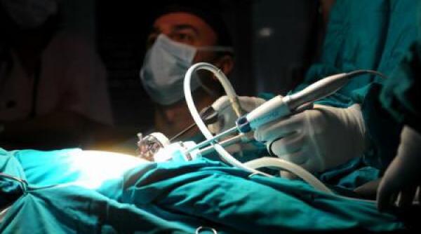 noua tehnica de transplant cardiac s a folosit o inima care incetase sa bata