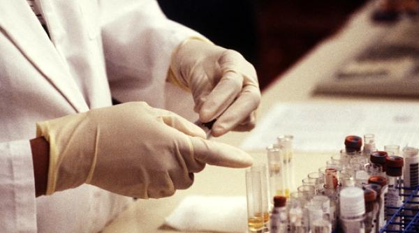 studii clinice romanii acces terapie de varf