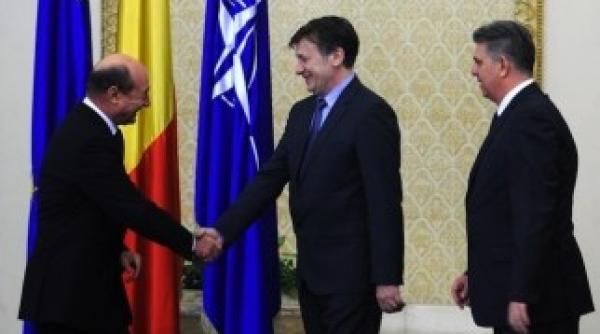 basescu e degradant felul in care iohannis a facut jocurile in spatele lui antonescu