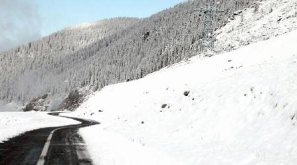 circulaprc c8prc 9bie rutiera pe transfagaraprc c8prc 99an  inchisa  intre piscu negru prc c8prc 99i balea cascada  de sambata