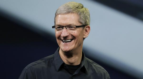 tim cook ceo ul apple homosexual a vorbit pentru prima data despre orientarea sa sexuala