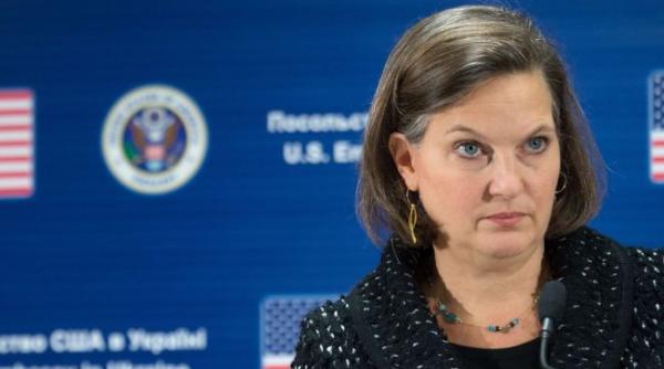 ponta culise din discu ii cu nuland i juncker ce i a cerut diplomatul sua cand a aflat de numirea corinei cre u