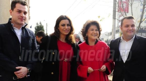 alegeri preziden iale 2014 rovana plumb vot exercitat la o cantina de ajutor social