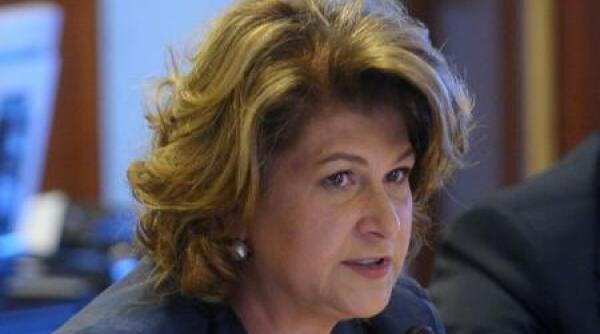 alegeri preziden iale 2014 rovana plumb intrebare pentru klaus iohannis privind dezbaterile electorale de ce va este teama