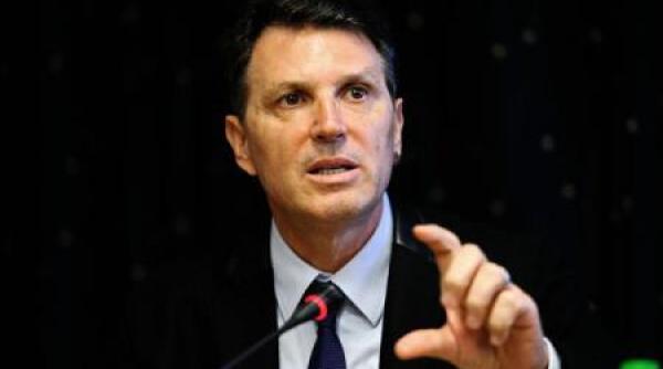 iulian iancu pre ul energiei a scazut cu 40prc dar distribuitorul a luat partea leului