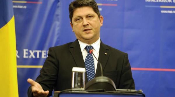 titus corla ean a demisionat din func ia de ministru de externe