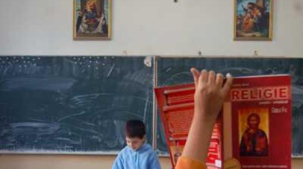 sinodul mitropolitan cluj reac ie dupa decizia ccr privind religia in coli