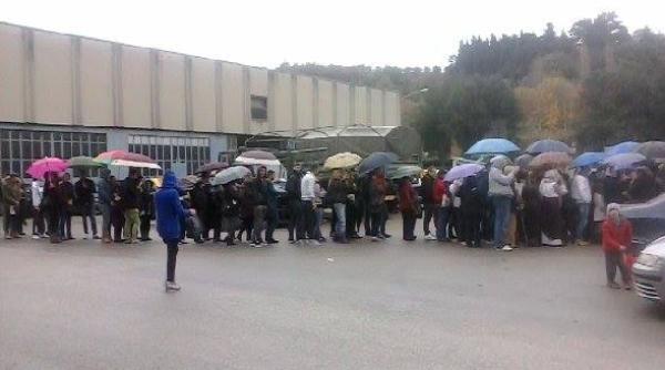 diaspora sta la cozi enorme de la primele ore imagini din munchen paris i torino