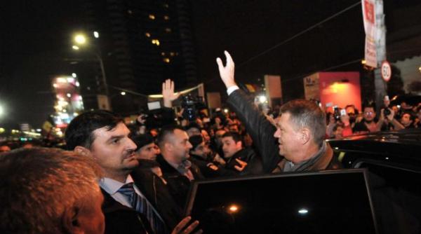 klaus iohannis primul politician roman cu peste 1 milion de prieteni pe facebook