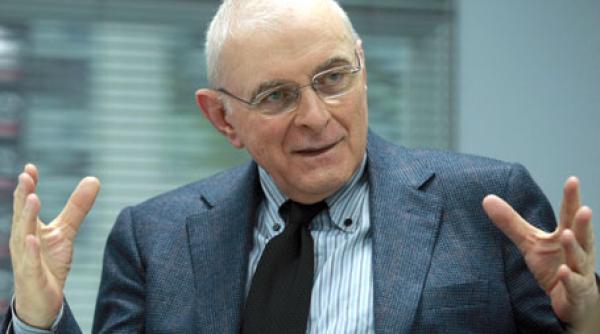 adrian vasilescu bnr cum a disparut recesiunea din calendarul anului 2014