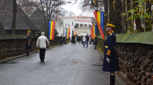 moment istoric la palatul regal gestul unic al regelui mihai ce a aparut deasupra sa galerie foto