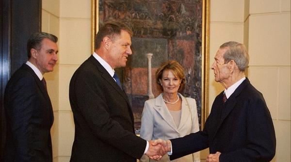 iohannis nu l a invitat pe regele mihai la investirea sa in func ia de pre edinte