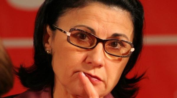 dosar microsoft ecaterina andronescu la ie ire din sediul dna sunt suspectata de abuz in serviciu