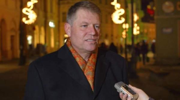 klaus iohannis in sibiu cu liderii pnl la un restaurant cu specific sasesc