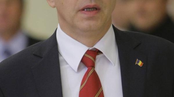 prc c8prc 98ova  negoiprc c8prc 9aa  geoana  vanghelie  aproape de excluderea din psd