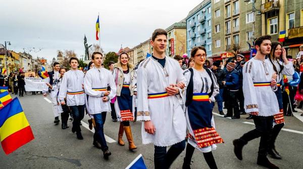 1 decembrie la targu mure cum a fost sarbatorita ziua na ionala a romaniei