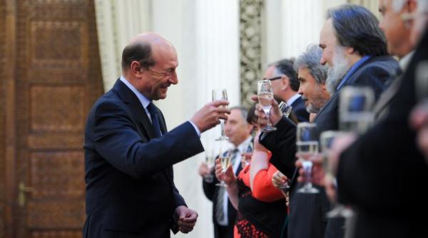 rezultate alegeri parlamentare republica moldova traian basescu primul mesaj