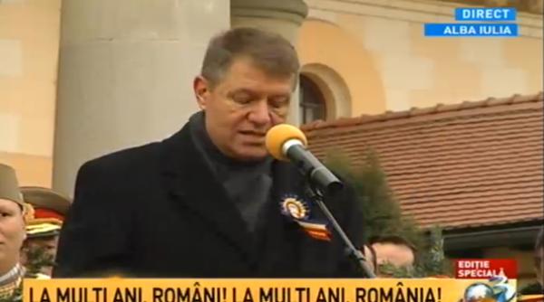 ziua na ionala a romaniei klaus iohannis la alba iulia a citit discursul de pe foaie