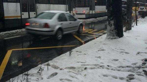 blocaj pe linia tramvaiului 41 sute de oameni au luat o pe jos