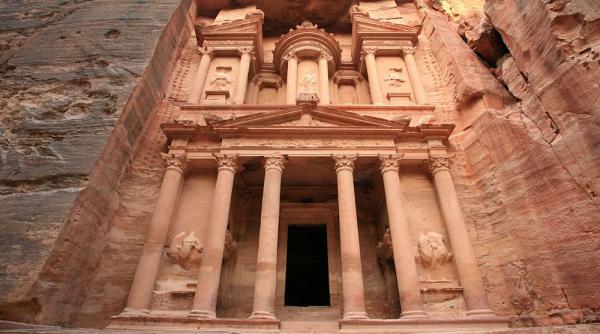 ora ul petra giuvaerul din pustiul iordaniei
