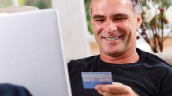 fraudatorii online activi in perioada craciunului aten ionare