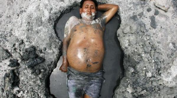 peru loc miraculos unic in lume lacul care aduce copii