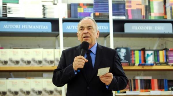 un profesor ii da lec ii lui liiceanu