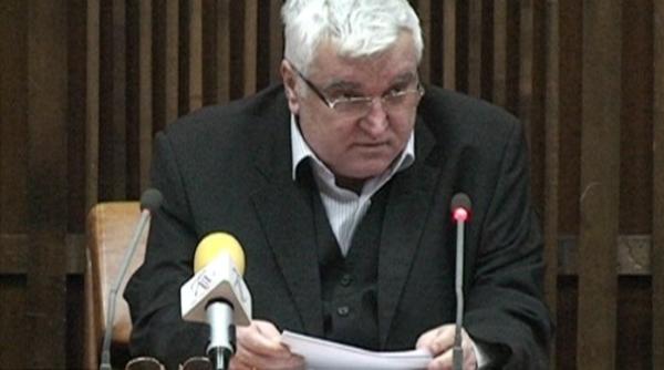 victor sanda fostul prefect de dambovita a murit