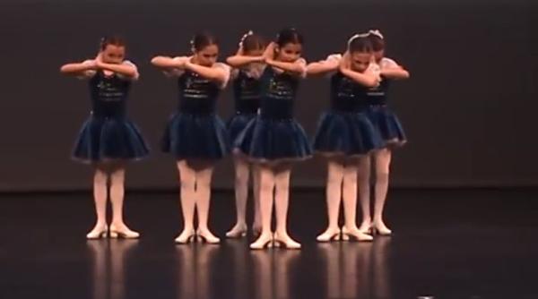 moment fabulos ob inut atunci cand zorba intalne te riverdance