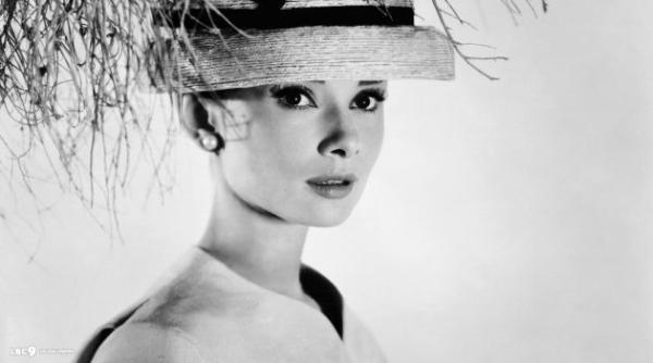 audrey hepburn actri a cu sange albastru povestea frumoasei de la hollywood