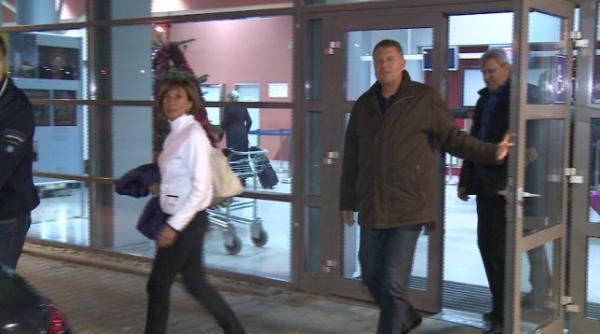 klaus iohannis s a intors in romania foto