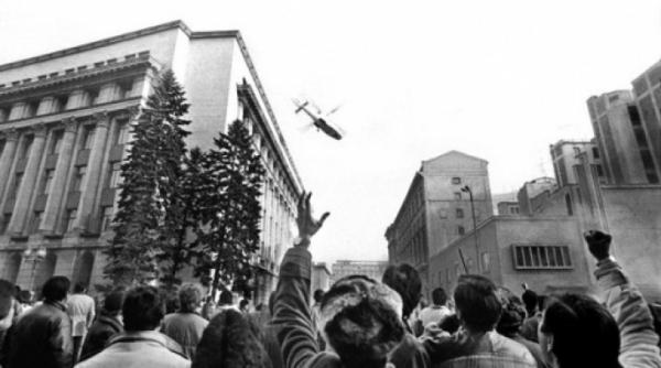 bbc i revolu ia romana amintirile din bucure ti ale unui istoric britanic