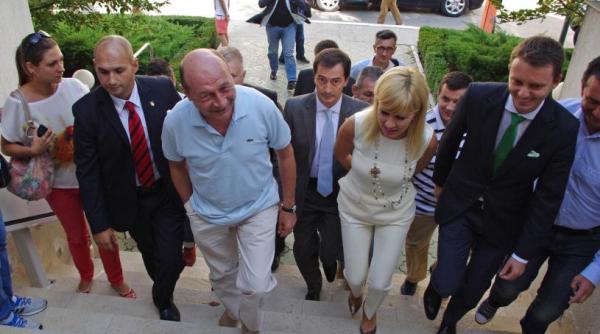 elena udrea traian basescu cum s a produs apropierea