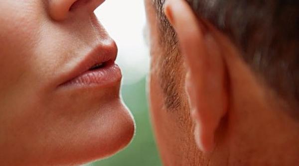 studiu ce efect are asupra barbatilor vocea femeilor aflate in perioada fertila