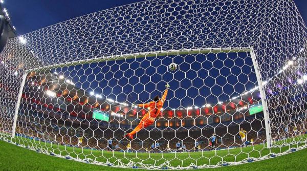 top cele mai frumoase goluri in 2014 ronaldo bale sau ibrahimovic printre marcatori video