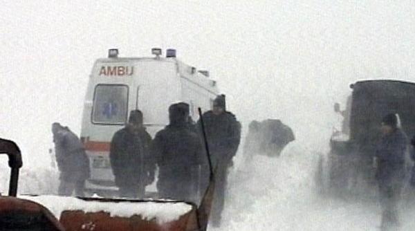 femei insarcinate moarte in ambulante inzapezite