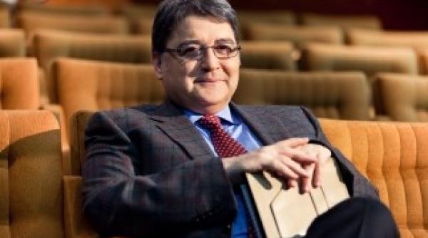 emil hurezeanu previziuni 2015 cum va fi noul an pentru klaus iohannis