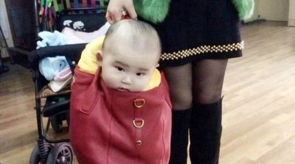 indignare pe internet din cauza unei fotografii cu un copila