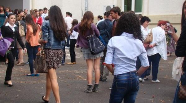 elevii se intorc la coala urmatoarea vacan a pe 31 ianuarie