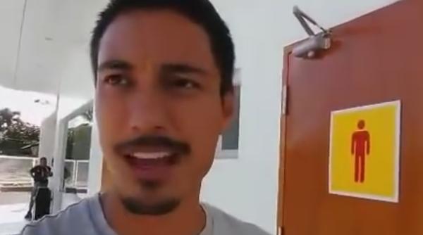 cel mai frumos wc public din lume intr o benzinarie