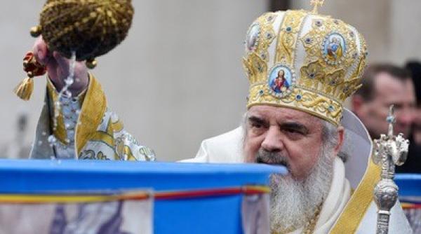 mit de boboteaza agheasma de la mai multe biserici pentru mai multa putere de vindecare