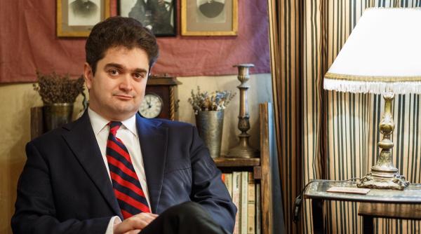 theodor paleologu in politica e plin de ticniti sa mearga la psiholog