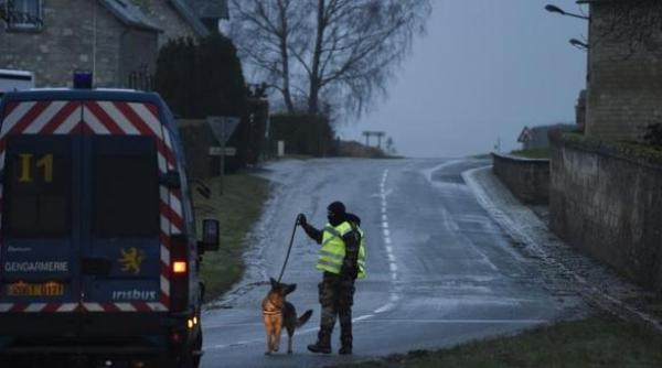 chirieac e o bre a grava in sistemul de securitate al fran ei