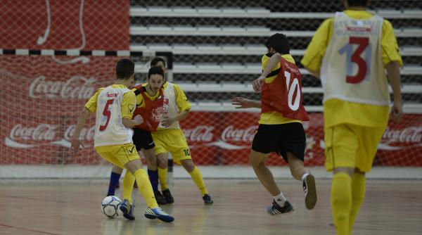 cupa coca cola 2015 program inscrieri pana pe 31 ianuarie