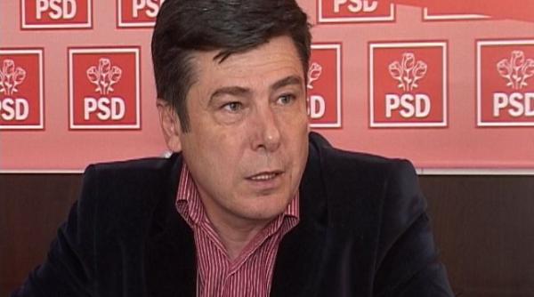 eful cj arge a aga at pe facebook o jurnalista dialog obscen